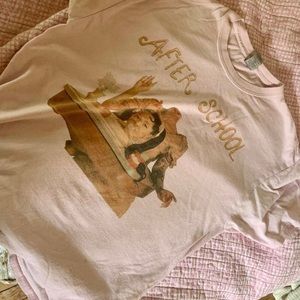 Mealnie Martinez tee
